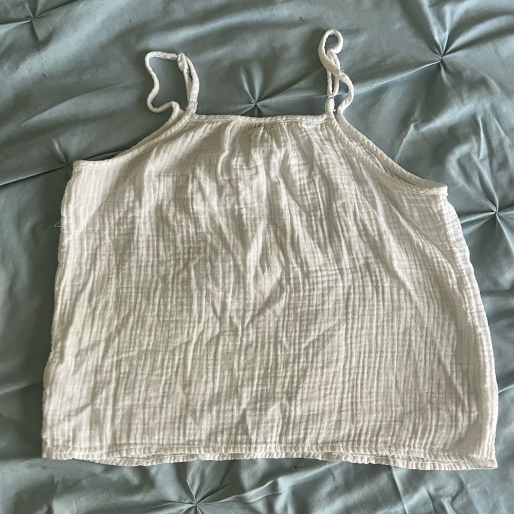 Flowy White Tank - Picture 2 of 3